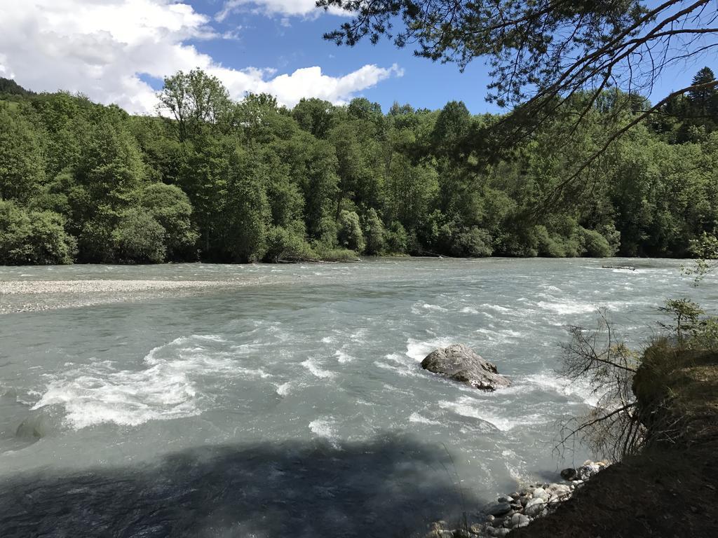 Ferienwohnung Laax Mit Traumblick, Grossem Balkon Und Terrasse Luaran gambar