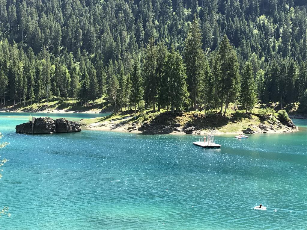 Ferienwohnung Laax Mit Traumblick, Grossem Balkon Und Terrasse Luaran gambar