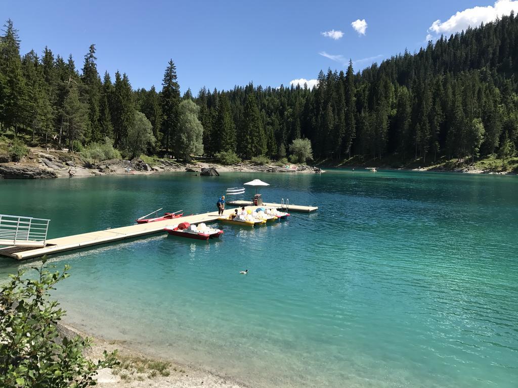 Ferienwohnung Laax Mit Traumblick, Grossem Balkon Und Terrasse Luaran gambar